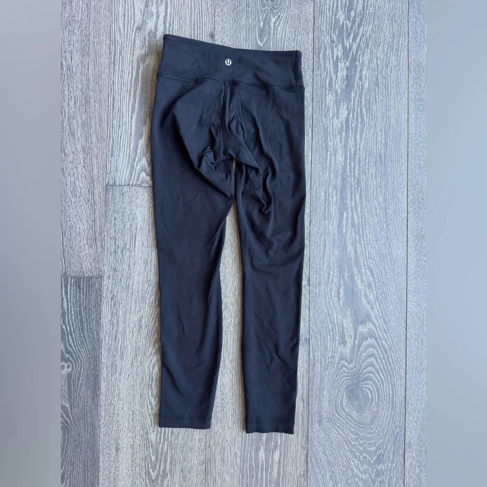 Lululemon Wunder Under Pant Low Rise in Black Size 2